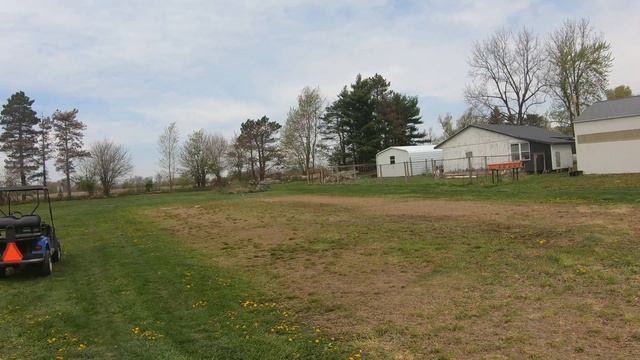 Talking about my Racetrack and my Servo goes out on my Arrma Typhon 3s V3 смотреть онлайн