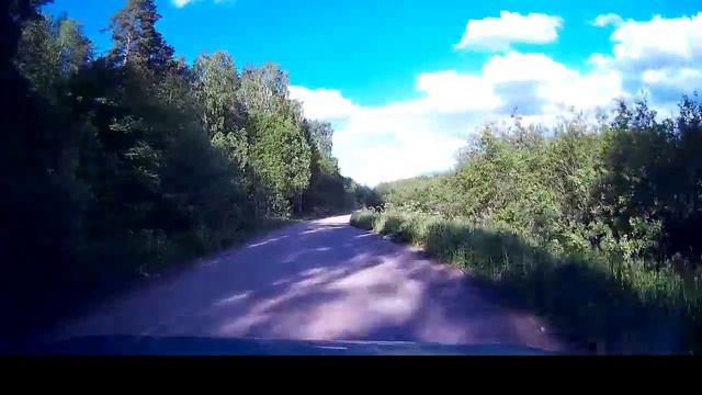 Грейдер в Карелии. Грунтовая дорога. Номер трассы 41к-153. Россия. смотреть онлайн