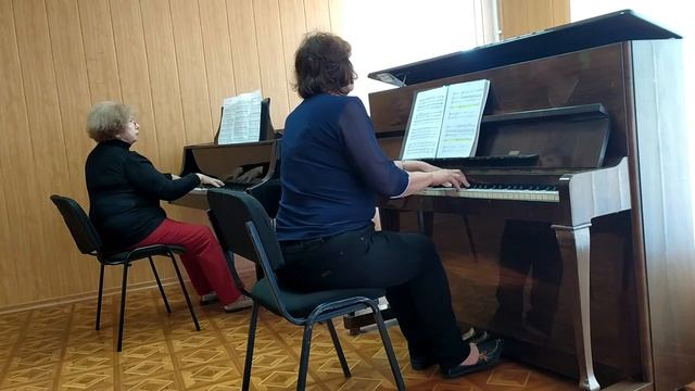 С днём работника сельского хозяйства и перерабатывающей промышленности!