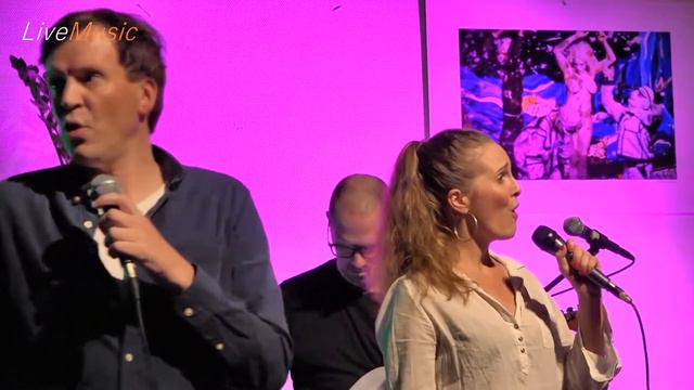 Heidi & Chris | Voksne Herrers Orkester смотреть онлайн