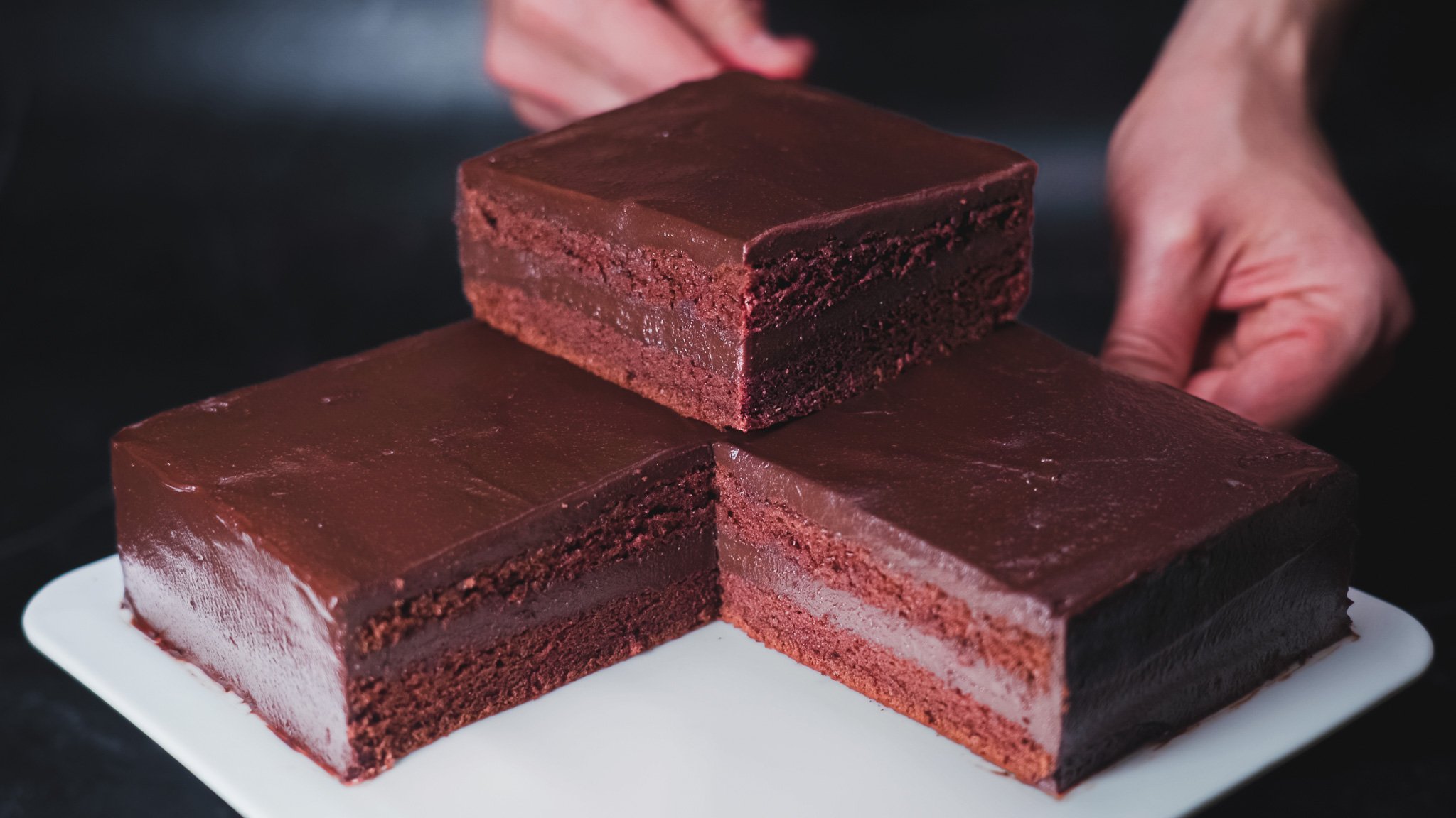 Невероятно вкусный шоколадный торт, который я когда-либо ел. Все ищут рецепт смотреть онлайн