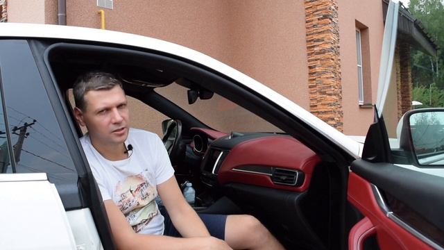 Ремонт зеркала в солнцезащитном козырьке. Возможно ли заменить недорого. На примере Maserati Levant