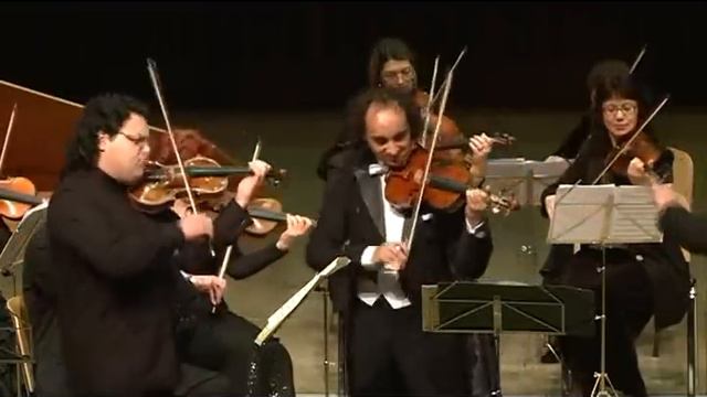 Bach - Concerto for 2 Violins, M. Hossen, Sh. Javorkai, Cond. G. Ganchev смотреть онлайн
