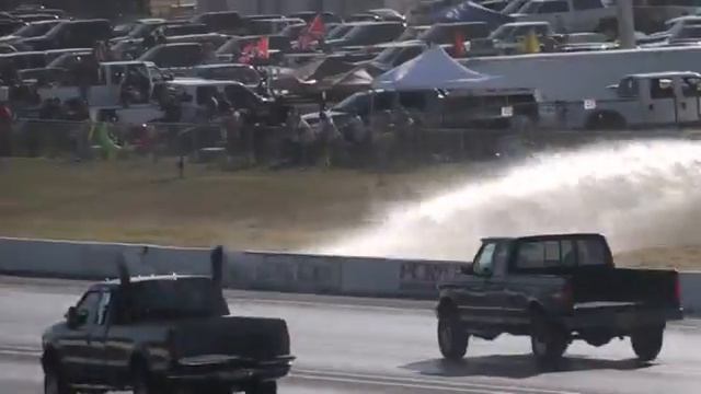 Diesel Pick-up Trucks Drag Racing 1/4 Mile смотреть онлайн
