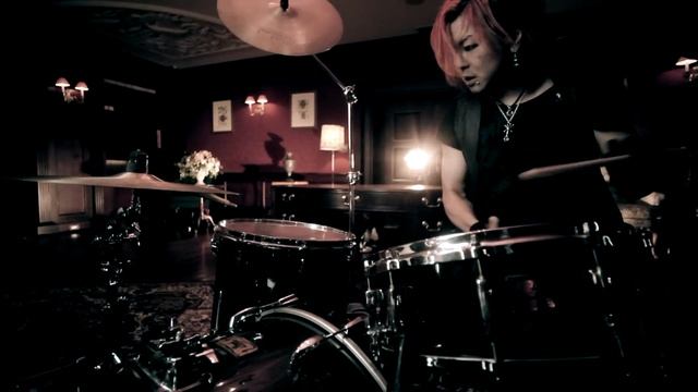 蝶 / Acid Black Cherry смотреть онлайн