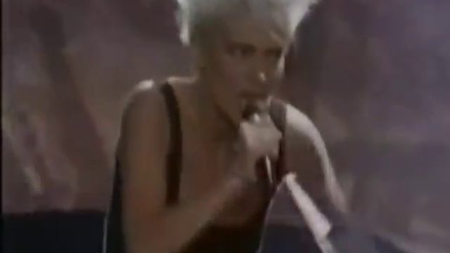 Roxette - Listen To Your Heart смотреть онлайн