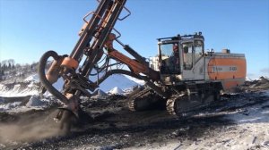 Буровой станок ZEGA D480A, парковка мачты после окончания буровых работ.