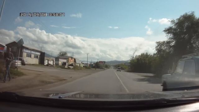 Олень не смотрящий по сторонам смотреть онлайн