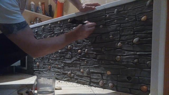 Как сделать декоративный камень из плиточного клея / Имитация камня своими руками смотреть онлайн