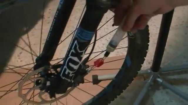 Bleed Brake Avid Elixir 3 / Purgando Freno Avid Elixir 3