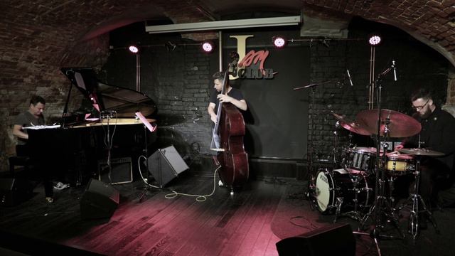 Evgeny Borets Trio "BLACK" смотреть онлайн