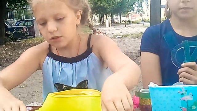 Бэк ту скул,что в наших пеналах.😘 смотреть онлайн