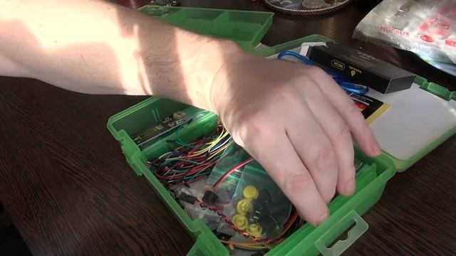 Arduino Keyestudio Kit - хороший подарочный набор смотреть онлайн
