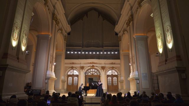 Yelyzaveta Voloshyna: "Distant Summer" for soprano and piano. смотреть онлайн