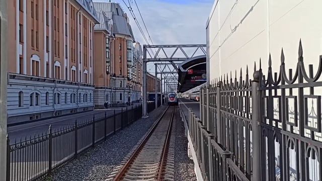 Поезд "Сапсан", Петербург // train "Sapsan", Petersburg смотреть онлайн