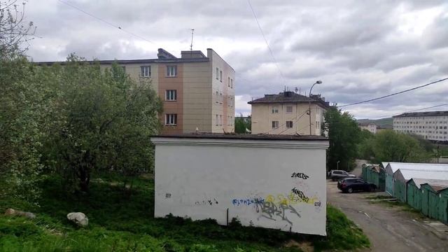 10 июня по ул.Александрова,Халат на,Калинина.Мурманск. смотреть онлайн