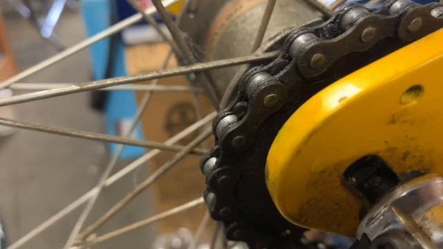 How to remove a wheel with Shimano Nexus 3 speed internal geared hub coaster brake смотреть онлайн