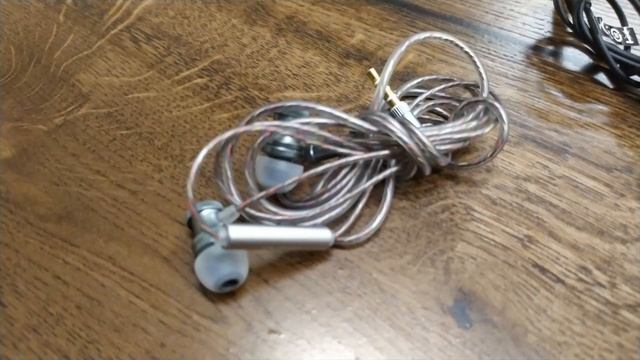 JBL T100 vs Harper HV-806 смотреть онлайн