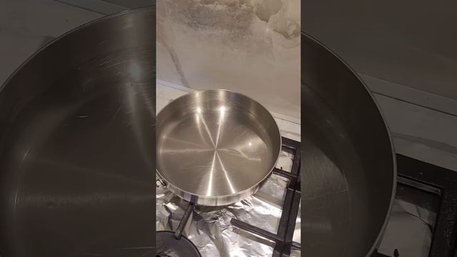 Как приготовить яичницу глазунья