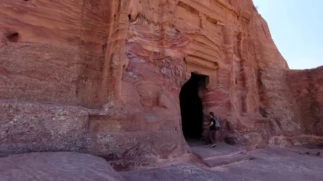 МАРСИАНСКИЕ ПЕЙЗАЖИ ИОРДАНСКОЙ ПЕТРЫ: ЗДЕСЬ КОГДА-ТО БЫЛА ЖИЗНЬ смотреть онлайн