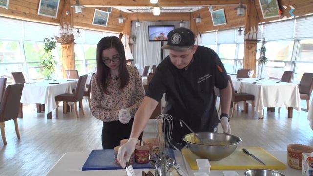 Профессиональный шеф-повар поделился рецептом пасхального кулича смотреть онлайн