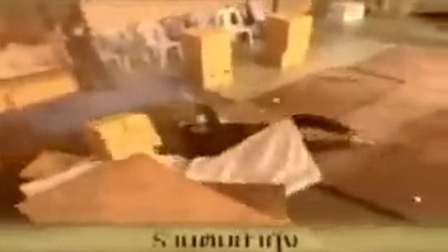 Tony Jaa - Tom Yum Goong Stunt Reel смотреть онлайн