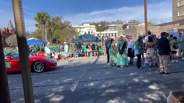 Шикарный парад в честь святого Патрика☘️Злая Американка, пипец😨#jasmineusa смотреть онлайн