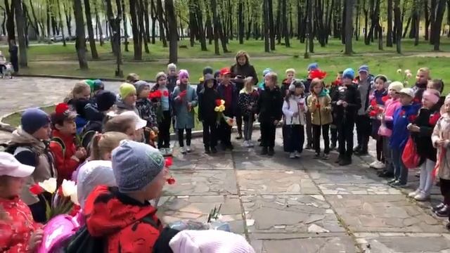Школа - гимназия 2 "Б", Ярцево Смоленская область смотреть онлайн