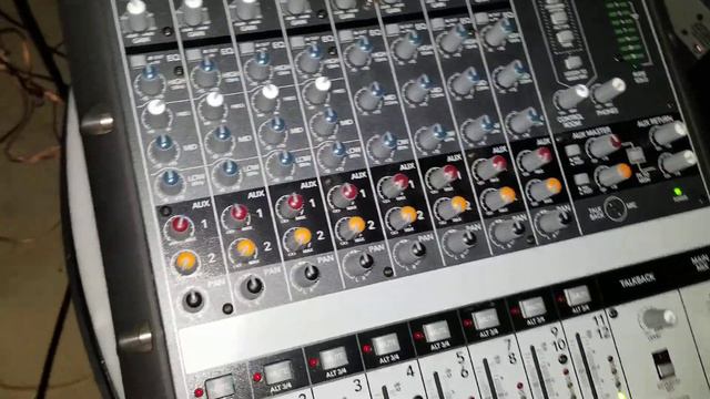 Thanh lý Mixer Mackie onyx 1220 qua sự dụng 100%USA смотреть онлайн