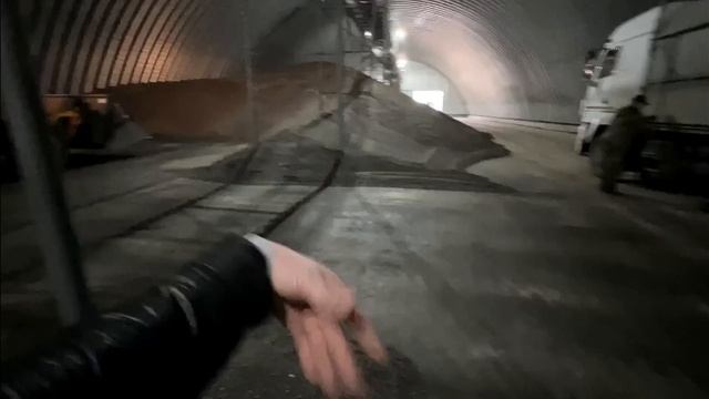 УЕХАЛ В ДЕРЕВНЮ / РАБОТА НА ЗЕРНОВОЗЕ