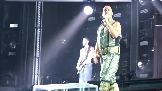 Rammstein Ausländer Berlin 2019 (REMASTERED AUDIO) смотреть онлайн