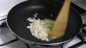 ЯИЧНИЦА С ЛУКОМ.Как приготовить яичницу с луком.