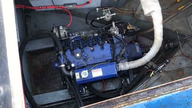 Nb Merlin Engine Start at Venetian Marina смотреть онлайн
