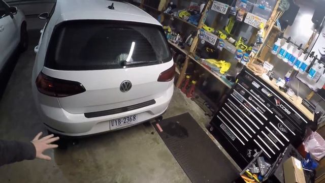 2018 VW GTI SE Ep. 80: Badge Deletion and Next Mod Unboxing смотреть онлайн