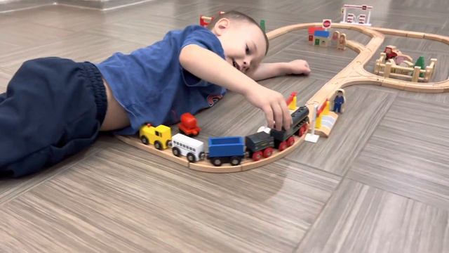 Распаковка паровоза brio смотреть онлайн