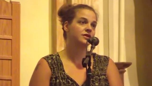 Singer in the Church смотреть онлайн