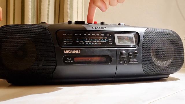 Sony CFD-12L, boombox from the mid 90's! смотреть онлайн