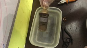 Ремонт термостатического смесителя средством для мытья полов.