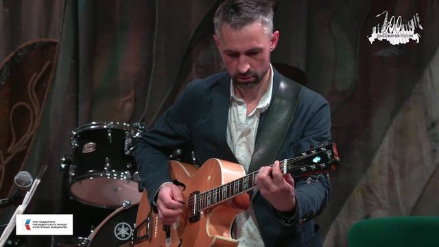 Трио Владимира Нестеренко (Хаммонд орган), Николай Куликов (гитара), Александр Зингер (ударные) смотреть онлайн