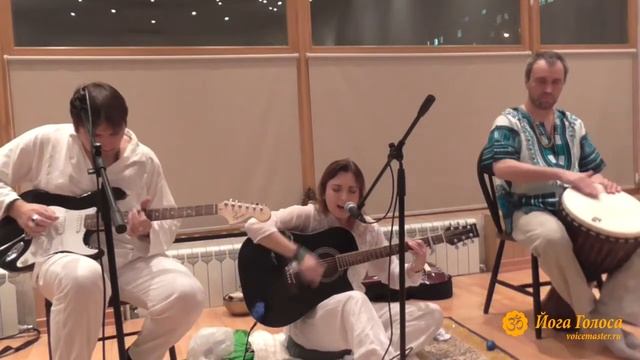 Mantra Ganapati and The Moon`s Song - Om and Ganga Giri смотреть онлайн