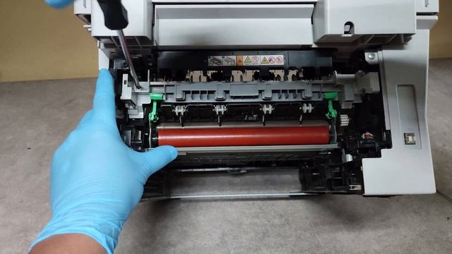 HOW TO REPLACE THE FUSER UNIT ON BROTHER DCP-7055, DCP-7057, DCP-7060, DCP-7065 смотреть онлайн