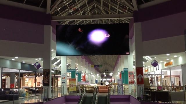 Интерьерный светодиодный экран, размер 700*400см, шаг пикселя Р5мм смотреть онлайн