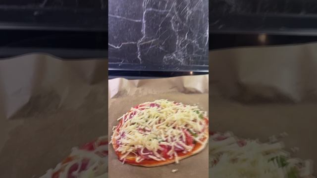 Простая пицца в домашних условиях