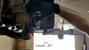 Замена шпилек переднего колеса хендай солярис .