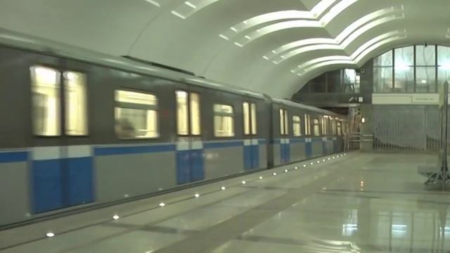 81-740.4/741.4 "Русич", ст. Лесопарковая смотреть онлайн