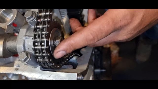 Финальная сборка ЗМЗ 406. Установка ГБЦ. Идеальная фаза. Выставление фаз ГРМ по транспортиру. смотреть онлайн