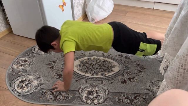 Отжимание от Назара ⚡️ смотреть онлайн