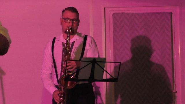 Max Funk (саксофон) смотреть онлайн