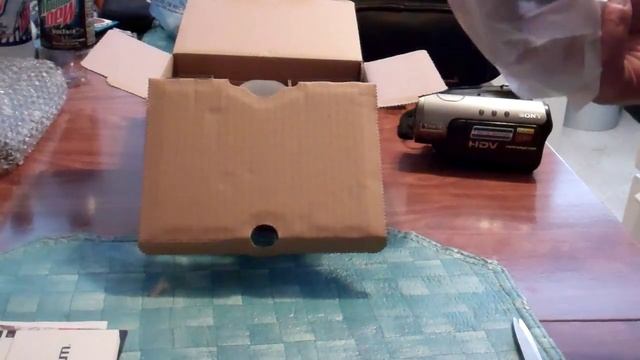 Unboxing the SONY Handycam HDR-XR150 смотреть онлайн