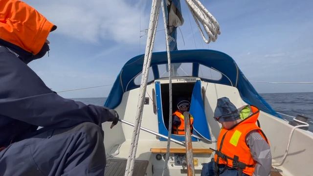 На яхте по Ладоге. Видеодневник экспедиции. День 16. Часть 1 смотреть онлайн